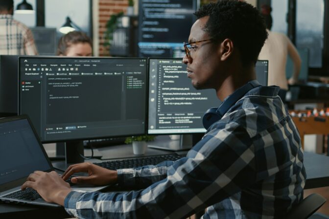 IT Solutions in Milwaukee to Keep Staff Connected in Winter